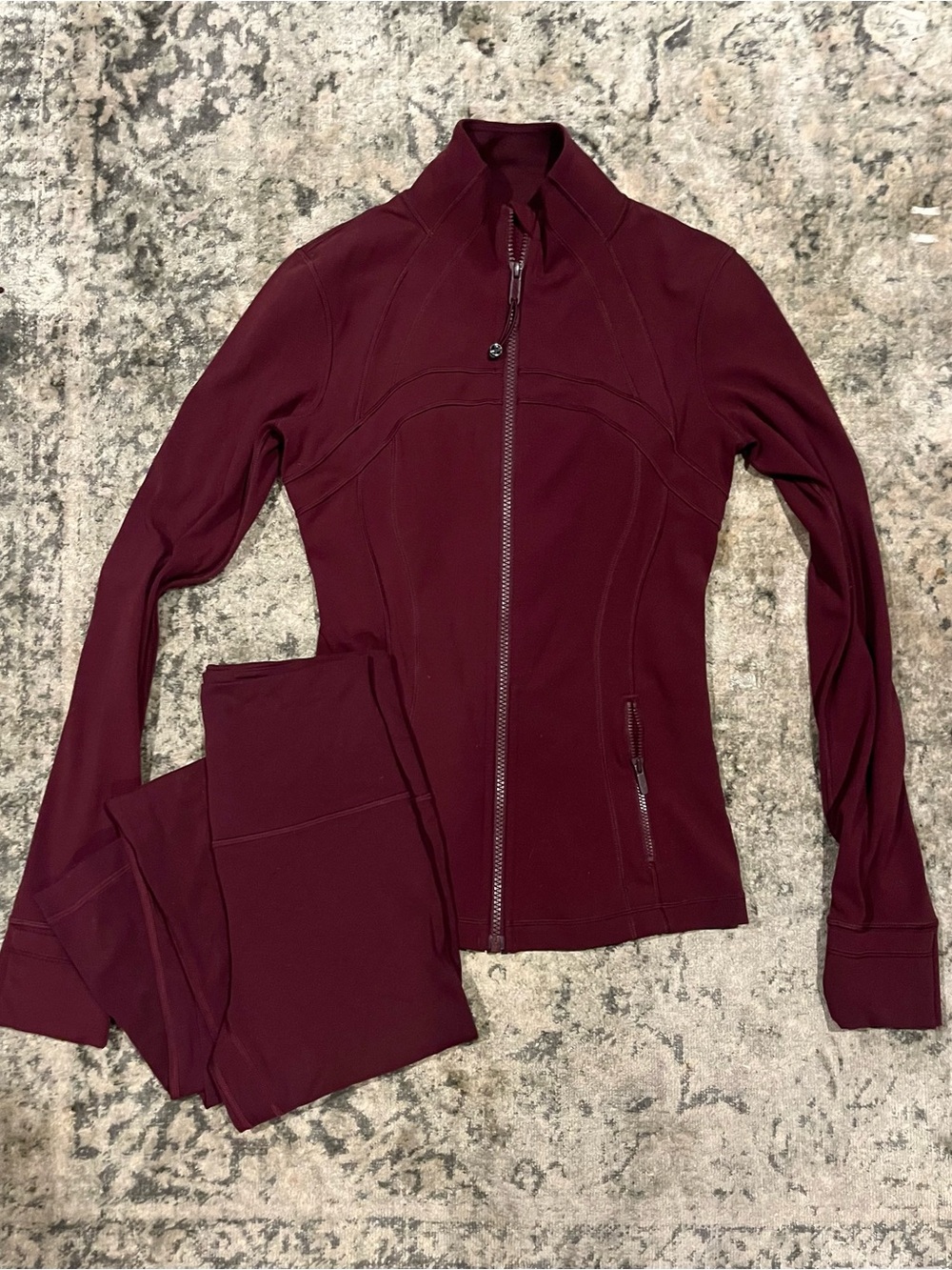 Lululemon Women's Burgundy Zip-Up Active Jacket and Pants Set color Garnet